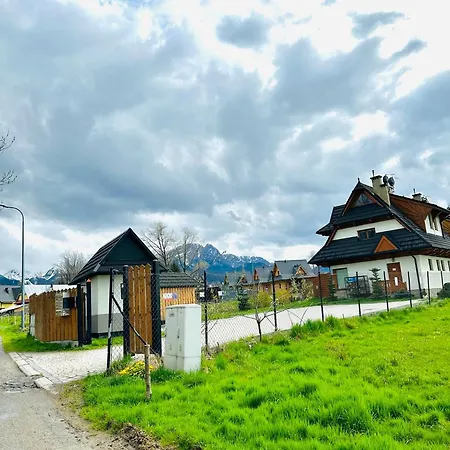 アパート Apartament-domek Giewont ザコパネ